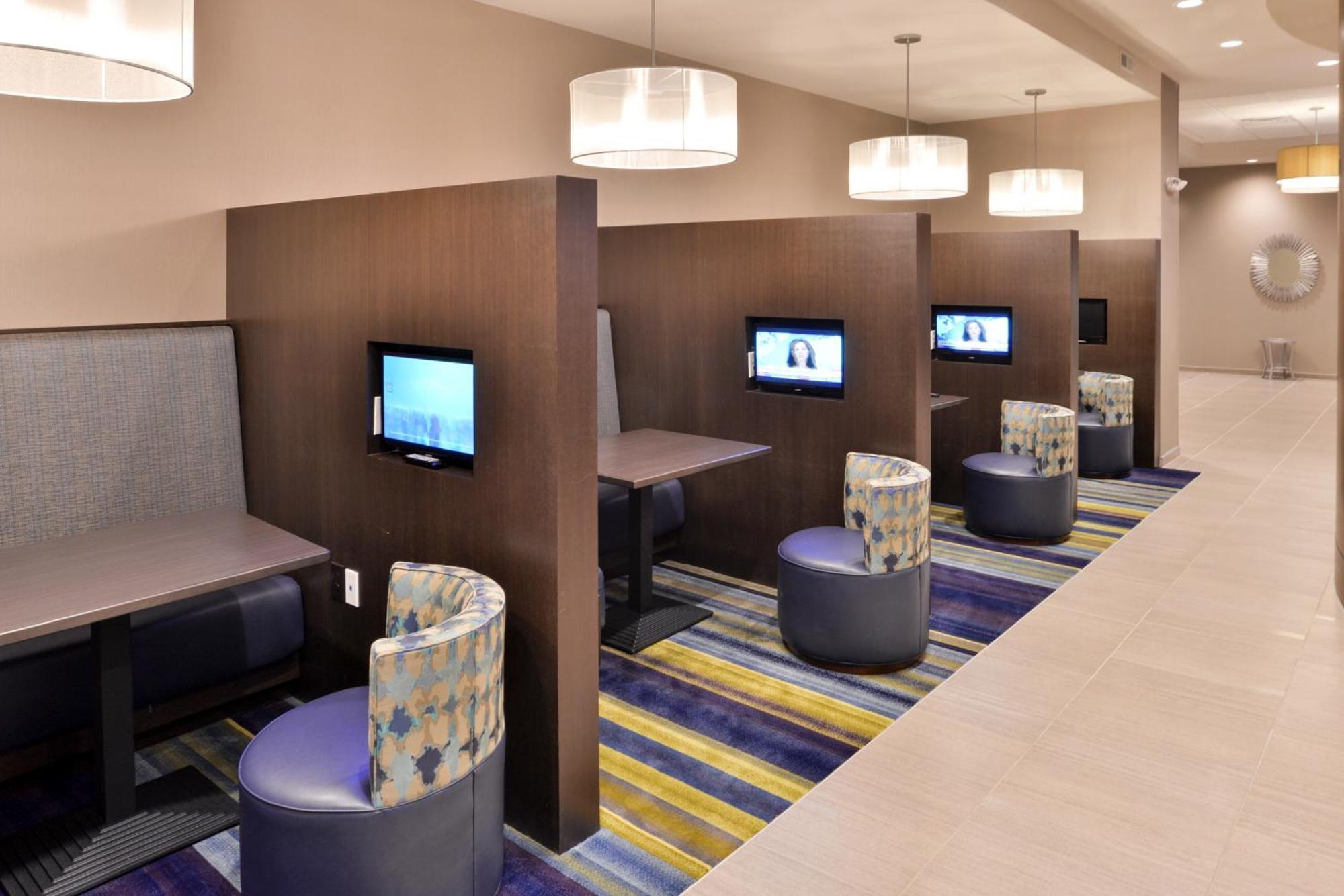 Springhill Suites By Marriott Raleigh Cary Bagian luar foto