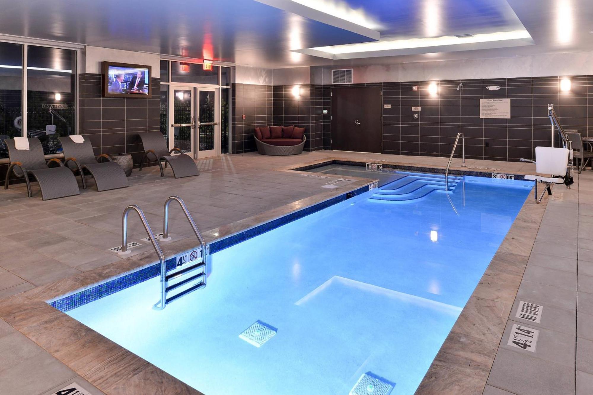 Springhill Suites By Marriott Raleigh Cary Bagian luar foto
